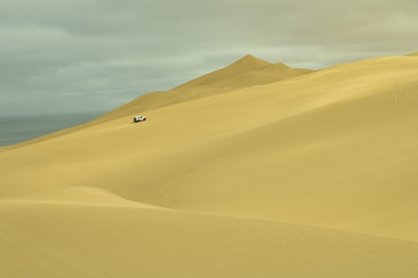 LES AVENTURIERS VOYAGEURS : BOTSWANA-NAMIBIE, DE LA BROUSSE AU DÉSERT